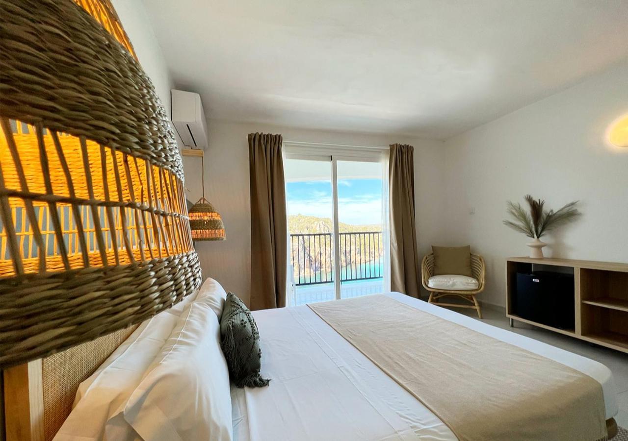 Отель Club Menorca - Solo Adultos Cala En Porter  Экстерьер фото